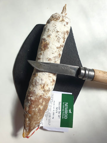 Spegepølser med kronjørtekød saucisson